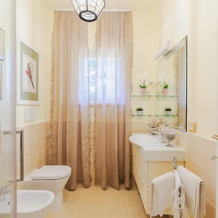 Near With Private Pool Villa